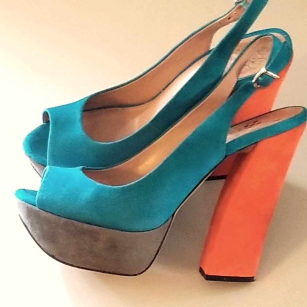 VINCE CAMUTO MAZIN PEACOCK COMBO/TRUE SUEDE SLINGBACK SHOES - Size 8